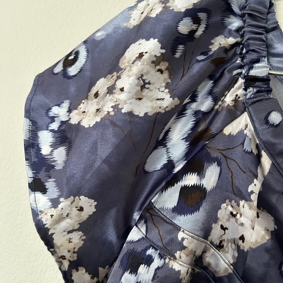 Apt. 9 Blouse Blue & White Floral Blouse XL - Picture 5 of 8